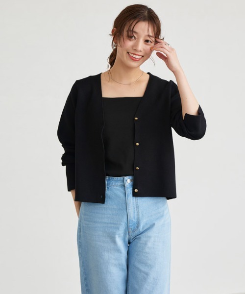 Pierrot(ピエロ)の「ショート丈ニットカーディガン(カーディガン/ボレロ・レディース・アイボリー/レッド/ブラック・M/L)」の16枚目の写真