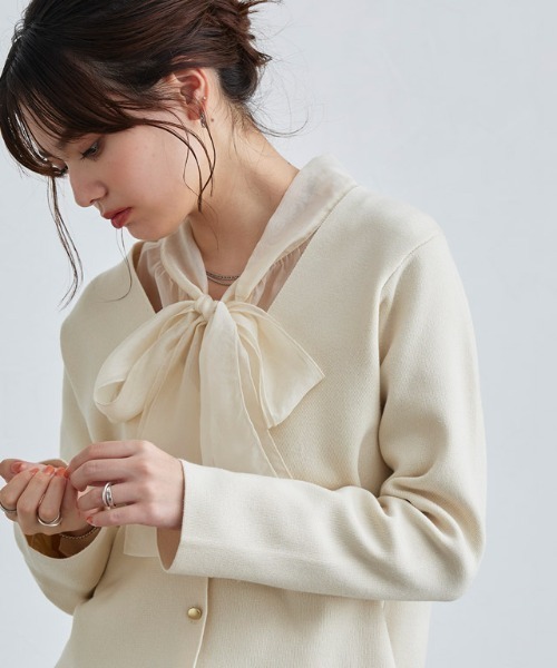 Pierrot(ピエロ)の「ショート丈ニットカーディガン(カーディガン/ボレロ・レディース・アイボリー/レッド/ブラック・M/L)」の21枚目の写真