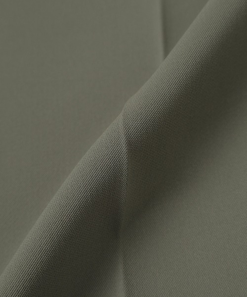 GLACIER lusso(グラシアルッソ)の「イージーテーパードパンツ(スラックス・レディース・ブルー/ブラック/カーキ/ダークベージュ・S/M/L/LL)」の18枚目の写真