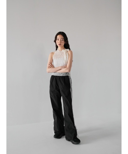 Uenui(ウニュイ)の「リボントラックパンツ トラックパンツ ストレートパンツ ナイロン サイドライン ジャージ(その他パンツ・レディース・ブラック・FREE)」の21枚目の写真