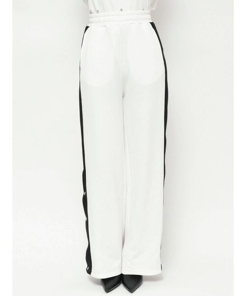 GYDA（ジェイダ）の「サイドライン裏毛ワイドパンツ（その他パンツ・レディース・オフホワイト/ブラック・FREE）」の17枚目の写真