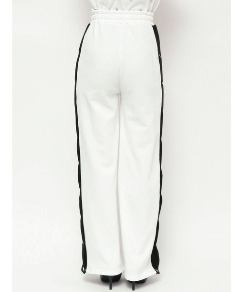 GYDA（ジェイダ）の「サイドライン裏毛ワイドパンツ（その他パンツ・レディース・オフホワイト/ブラック・FREE）」の19枚目の写真