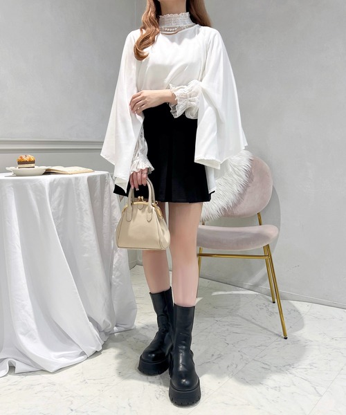 apres jour(アプレジュール)の「ネックレス付きスリットブラウス【ZOZOTOWN限定アイテム】(シャツ/ブラウス・レディース・サックスブルー/オフホワイト/レッド系その他/ブラック系その他・X-LARGE/フリー)」の11枚目の写真
