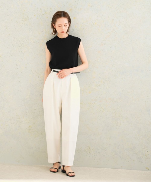 URBAN RESEARCH ROSSO WOMEN（アーバンリサーチ　ロッソ）の「コクーンパンツ（その他パンツ・レディース・オフホワイト/ベージュ/ネイビー・36/38）」の8枚目の写真