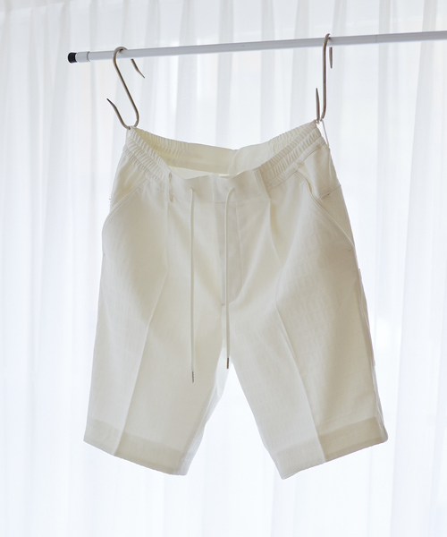 5351 POUR LES HOMMES（ゴーサンゴーイチプールオム）の「シェルテックエンボスチェック ショートパンツ（その他パンツ・メンズ・ホワイト/ブラック・48/46/44）」の2枚目の写真