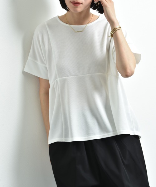 INTERPLANET(インタープラネット)の「ミラノリブサイドギャザーBACK ZIPプルオーバー(Tシャツ/カットソー・レディース・オフホワイト/グレイッシュベージュ/ブラック・FREE)」の2枚目の写真