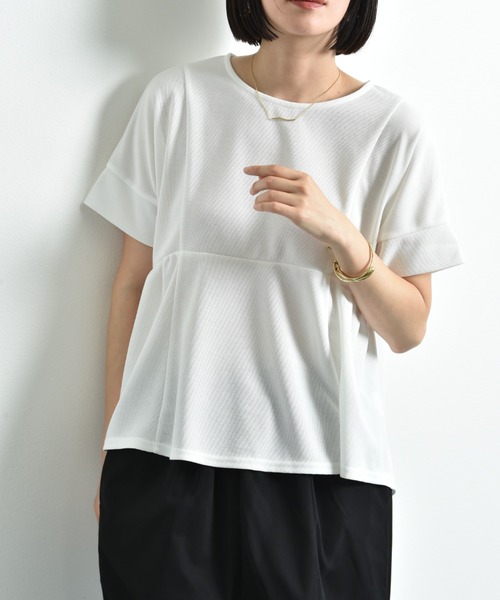 INTERPLANET(インタープラネット)の「ミラノリブサイドギャザーBACK ZIPプルオーバー(Tシャツ/カットソー・レディース・オフホワイト/グレイッシュベージュ/ブラック・FREE)」の9枚目の写真