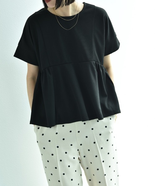 INTERPLANET(インタープラネット)の「ミラノリブサイドギャザーBACK ZIPプルオーバー(Tシャツ/カットソー・レディース・オフホワイト/グレイッシュベージュ/ブラック・FREE)」の14枚目の写真