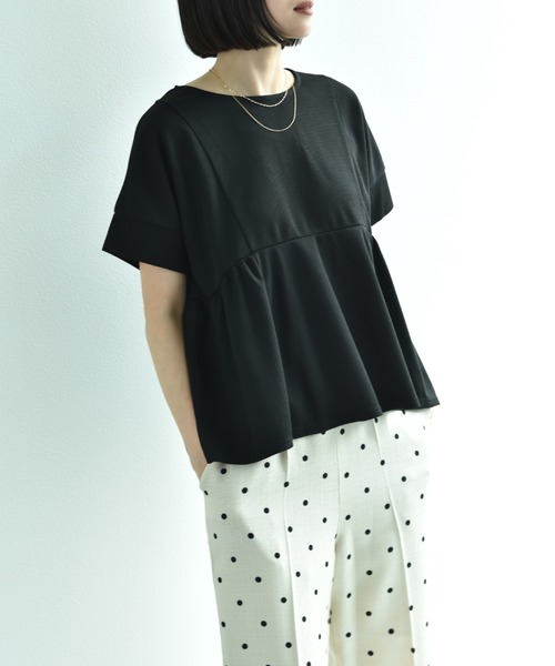 INTERPLANET(インタープラネット)の「ミラノリブサイドギャザーBACK ZIPプルオーバー(Tシャツ/カットソー・レディース・オフホワイト/グレイッシュベージュ/ブラック・FREE)」の18枚目の写真