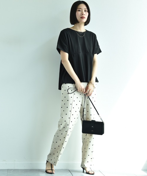 INTERPLANET(インタープラネット)の「ミラノリブサイドギャザーBACK ZIPプルオーバー(Tシャツ/カットソー・レディース・オフホワイト/グレイッシュベージュ/ブラック・FREE)」の20枚目の写真