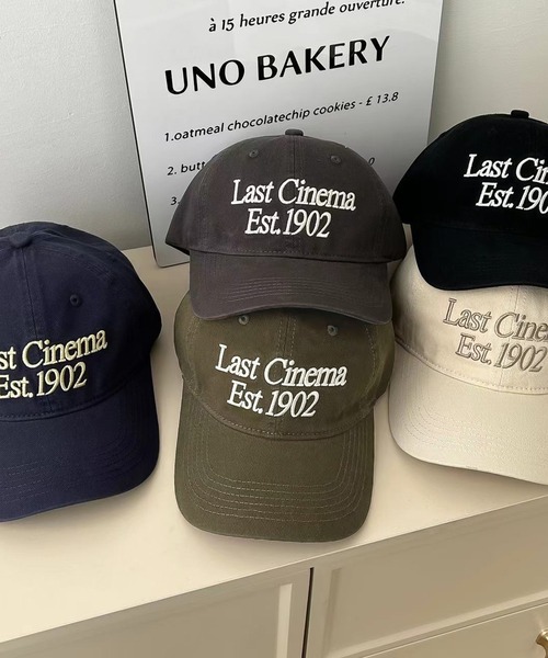 LAFFMO（ラフモ）の「レタリングロゴキャップ（キャップ・レディース・ブラウン/ネイビー/オフホワイト/グレー/ブラック・F）」の7枚目の写真