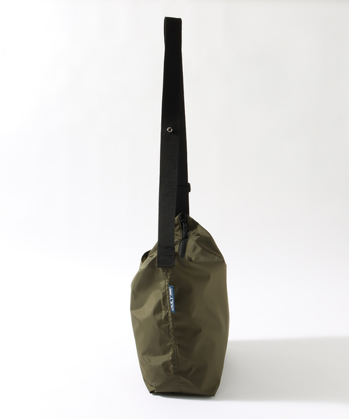 JULY NINE（ジュライナイン）の「JULY NINE / ジュライ ナイン SEQUAL with POCKET（ショルダーバッグ・メンズ・チャコールグレー/ブラック/グリーン・FREE）」の16枚目の写真