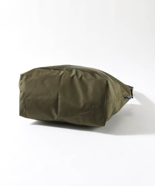 JULY NINE（ジュライナイン）の「JULY NINE / ジュライ ナイン SEQUAL with POCKET（ショルダーバッグ・メンズ・チャコールグレー/ブラック/グリーン・FREE）」の18枚目の写真