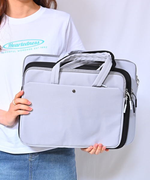 Alite cloth(アリーテクロス)の「サイド収納付きトート型PCケース タブレットケース(PC・タブレットケース・レディース・ブラック/グレー/アイボリー/グリーン/ピンク・M/S/L)」の8枚目の写真