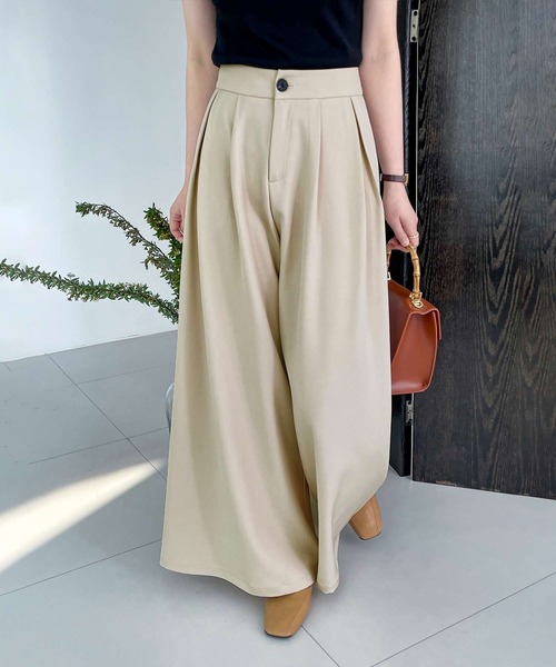 OSYAREVO（オシャレボ）の「ワイド パンツ スラックス（スラックス・レディース・ベージュ/グレー/グリーン・LARGE/MEDIUM）」の7枚目の写真