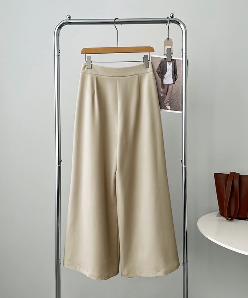 OSYAREVO（オシャレボ）の「ワイド パンツ スラックス（スラックス・レディース・ベージュ/グレー/グリーン・LARGE/MEDIUM）」の4枚目の写真
