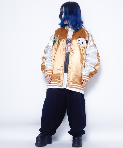 rovtski（ロフトスキー）の「パンダスカジャン（スカジャン