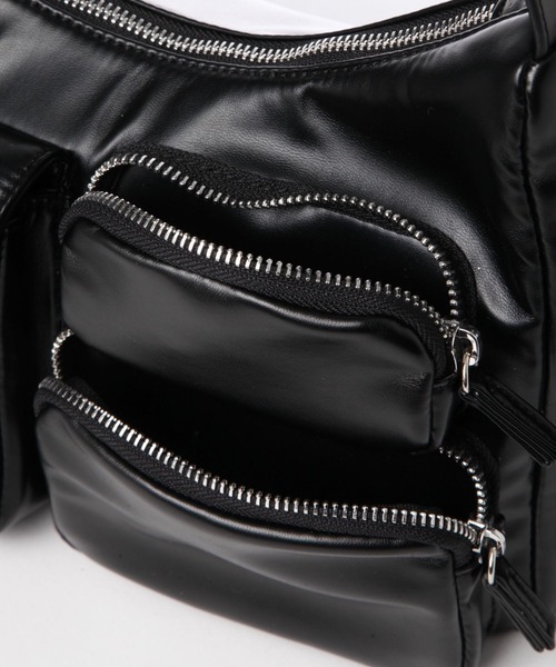 tiny tiny（ティニーティニー）の「マルチポケットショルダーバッグ[tiny tiny(ティニーティニー)]（ショルダーバッグ・レディース・ブラック/ブラウン/アイボリー・0）」の13枚目の写真