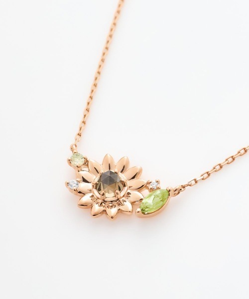 CANAL 4℃(カナルヨンドシー)の「【8月誕生花】シルバー ひまわり 向日葵 ネックレス(ネックレス・レディース・ピンクゴールド・FREE)」の6枚目の写真