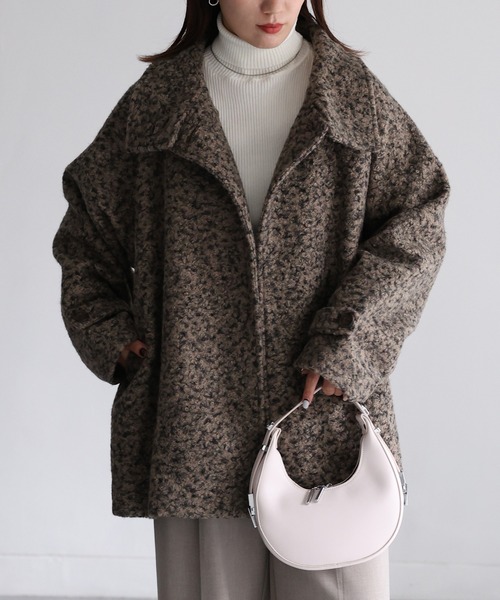 Riberry（リベリー）の「ミドル丈スタンドカラーコート（ステンカラーコート・レディース・ベージュ/ダークブラウン/ブラック/グレー・MEDIUM）」の21枚目の写真