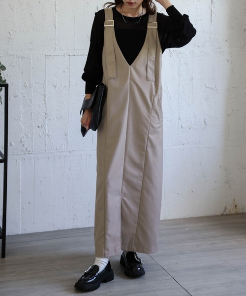 La-gemme（ラジェム）の「Vネックジャンパースカート（ジャンパースカート・レディース・グレー/ベージュ/ブラック・フリー）」の10枚目の写真