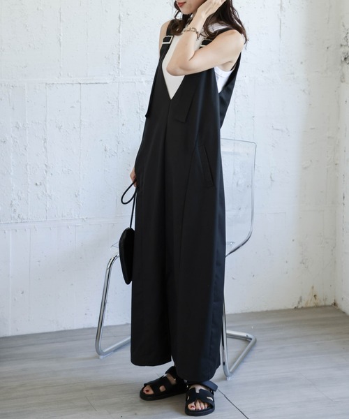 La-gemme（ラジェム）の「Vネックジャンパースカート（ジャンパースカート・レディース・グレー/ベージュ/ブラック・フリー）」の15枚目の写真