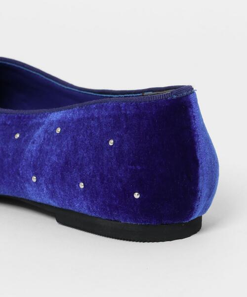 KBF(ケイビーエフ)の「スタッズベロアパンプス(パンプス・レディース・ブルー/ブラウン・38/37)」の9枚目の写真