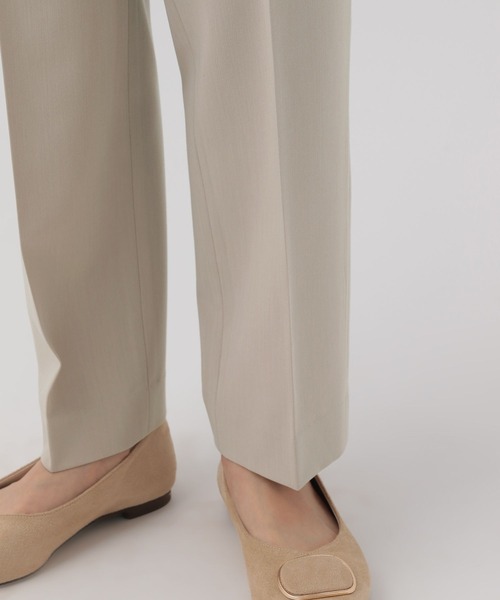 Elura（エルーラ）の「＜レギュラー／低身長サイズ＞映えラクテーパードパンツ/134221（その他パンツ・レディース・ブラウン/ベージュ/ネイビー/ブラック・SMALL/MEDIUM/LARGE/FREE(S)）」の9枚目の写真