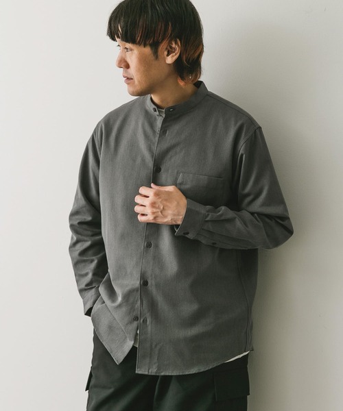 URBAN RESEARCH DOORS（アーバンリサーチドアーズ）の「『吸水速乾』セオアルファウールライクバンドカラーシャツ（シャツ/ブラウス・メンズ・グレー/ライトグレー/グリーン/ダークブラウン・MEDIUM/LARGE）」の22枚目の写真
