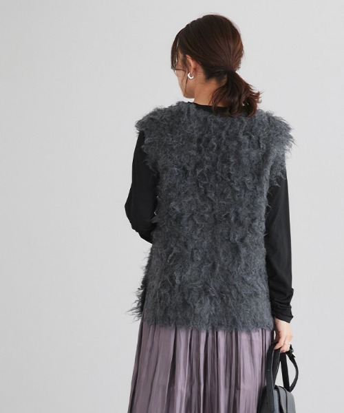 Pierrot（ピエロ）の「起毛Vネックニットベスト（ベスト・レディース・杢グレー/アイボリー/チャコール・L/M）」の6枚目の写真