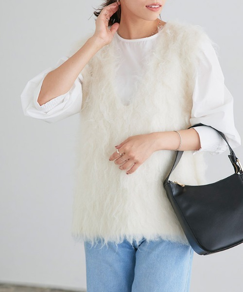 Pierrot（ピエロ）の「起毛Vネックニットベスト（ベスト・レディース・杢グレー/アイボリー/チャコール・L/M）」の16枚目の写真