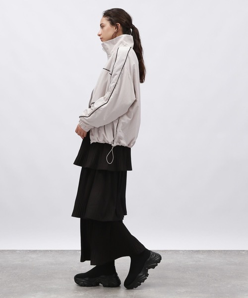 LAKOLE（ラコレ）の「コードライントラックジャケット/143835（ブルゾン・レディース・グレー/アイボリー/ブラック・FREE）」の21枚目の写真