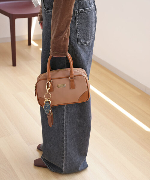 SLOBE IENA（スローブイエナ）の「《WEB限定/追加》SLOBE チャーム（キーケース/キーアクセサリー・レディース・キャメル・FREE）」の2枚目の写真