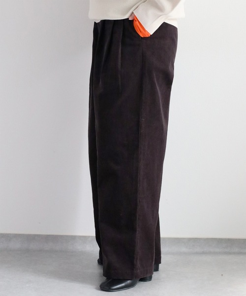 cepo（セポ）の「コーデュロイスリータックイージーストレートパンツ（その他パンツ・レディース・オフホワイト/チャコール/ピンク/グリーン・S/M/L）」の7枚目の写真