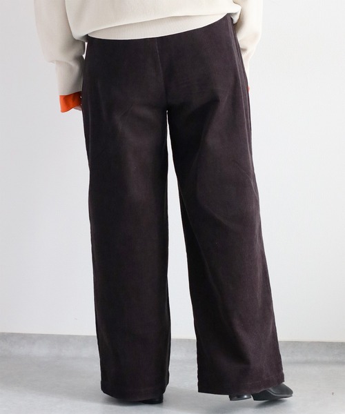 cepo（セポ）の「コーデュロイスリータックイージーストレートパンツ（その他パンツ・レディース・オフホワイト/チャコール/ピンク/グリーン・S/M/L）」の9枚目の写真