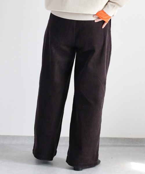 cepo（セポ）の「コーデュロイスリータックイージーストレートパンツ（その他パンツ・レディース・オフホワイト/チャコール/ピンク/グリーン・S/M/L）」の10枚目の写真
