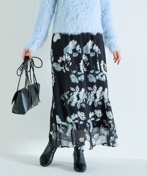 Andemiu(アンデミュウ)の「ボカシフラワーナロースカート253070(スカート・レディース・ブラック/アイボリー・FREE)」の15枚目の写真