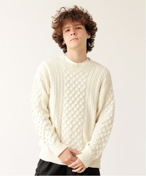 GLAZOS（グラソス）の「【大人向けサイズあり】ケーブルニット（ニット/セーター・キッズ・ホワイト/ブルー・S/M/L）」の2枚目の写真
