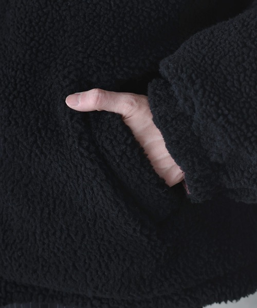 ETELIO（エテリオ）の「タフタ×ボア リバーシブル機能性中綿ジャケット 【600フィルパワー】（ダウンジャケット/コート・メンズ・ブラック系その他/ブラック/ライトグレー/ブラック系2/ブラック系3/ワイン/ブラック系1・S/M/L/XL）」の10枚目の写真