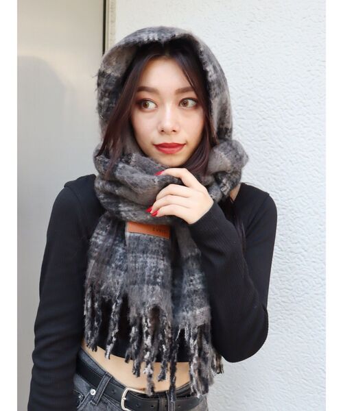 EVRIS（エヴリス）の「ソフトシャギーマフラー（マフラー・レディース・ブラック/グレー/ブラウン/ホワイト/レッド・FREE）」の18枚目の写真