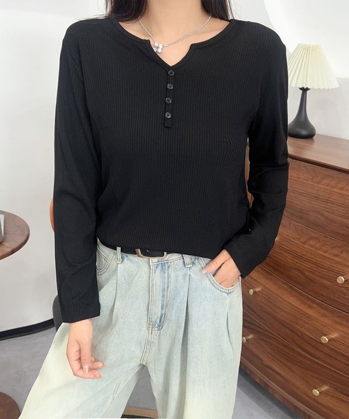 aimoha（アイモハ）の「Vネックヘンリートップス（Tシャツ/カットソー・レディース・ネイビー/ベージュ/ワインレッド/ホワイト/ブラック/グレー・FREE）」の8枚目の写真