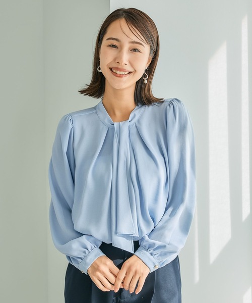 LEPSIM（レプシィム）の「【入卒式／セレモニー】2WAYボウタイブラウス　207778（シャツ/ブラウス・レディース・オフホワイト/ブルー/ネイビー・FREE）」の3枚目の写真