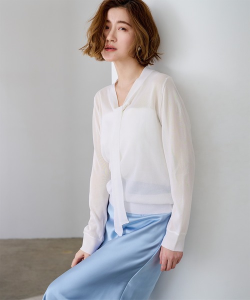 UR'S（ユアーズ）の「シアーボウタイニット（ニット/セーター・レディース・グレー系その他/ホワイト系その他/ブラック系その他・L/M/S）」の2枚目の写真