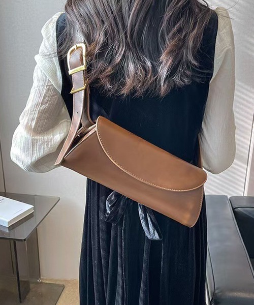 folka（フォルカ）の「3-11E105 シリンダーバッグ ダックス フラップ ショルダー（ショルダーバッグ・レディース・ブラウン/ブラック・ONESIZE）」の20枚目の写真