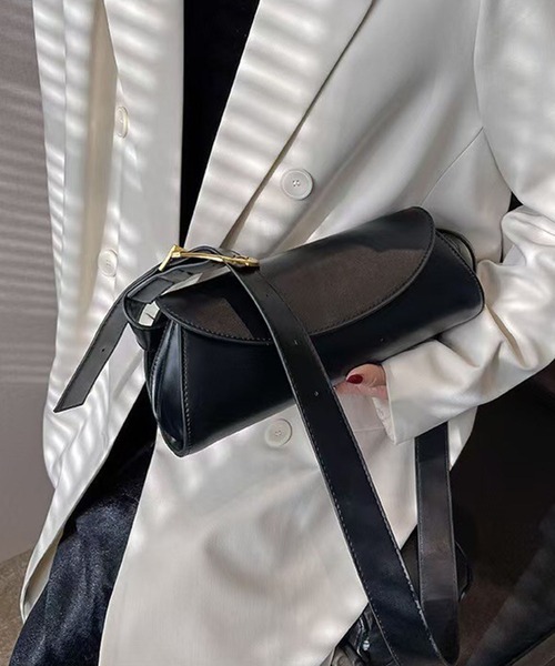 folka（フォルカ）の「3-11E105 シリンダーバッグ ダックス フラップ ショルダー（ショルダーバッグ・レディース・ブラウン/ブラック・ONESIZE）」の22枚目の写真