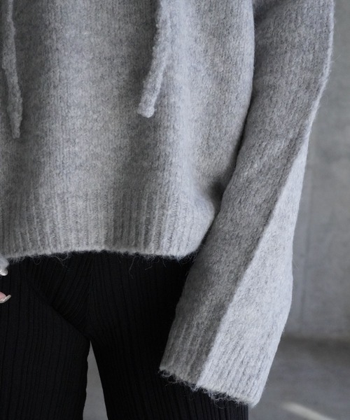 gina tricot(ジーナトリコ)の「Knitted hoodie(パーカー・レディース・ライトグレー/ベージュ・M/S)」の7枚目の写真