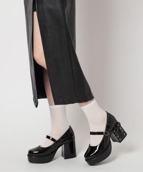 cs T&P（シーエスティーアンドピー）の「厚底ヒールレースアップパンプス（パンプス・レディース・ブラック系1/レッド系3/ホワイト系2・LL/L/M/S）」の2枚目の写真