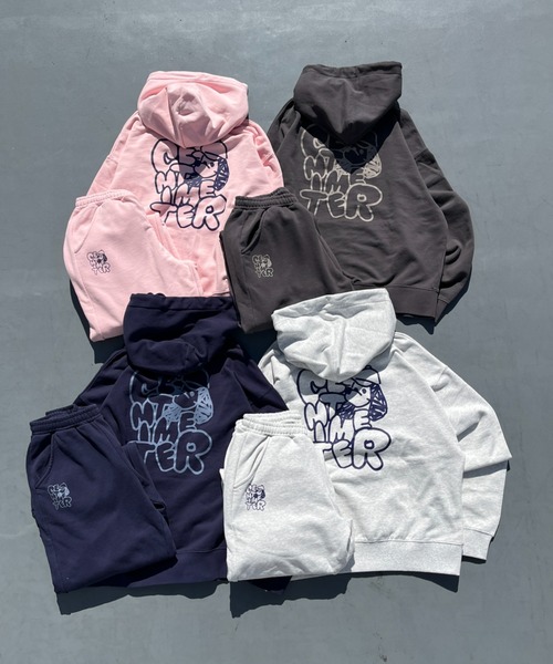 centimeter（センチメーター）の「doodle logo pack set up（パーカー