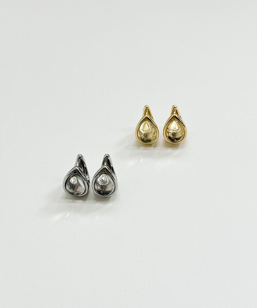 fredy emue（フレディエミュ）の「クリアしずくワンタッチピアス（ピアス（両耳用）・レディース・シルバー/ゴールド・FREE）」の6枚目の写真