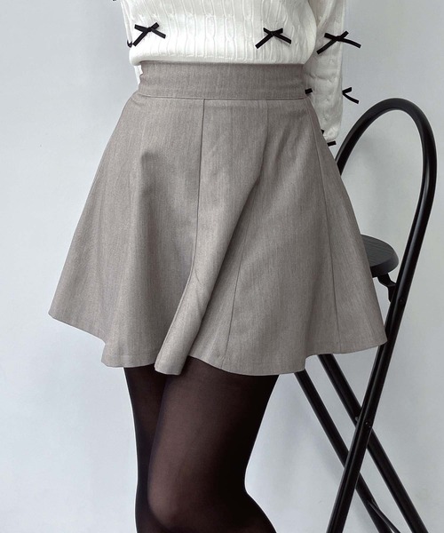 AS KNOW AS plus（アズノゥアズプラス）の「●スタイルアップ フレアミニスカート インナーパンツ 裏地付き（スカート・レディース・チャコールグレー/ブラック/ベージュ・FREE）」の13枚目の写真